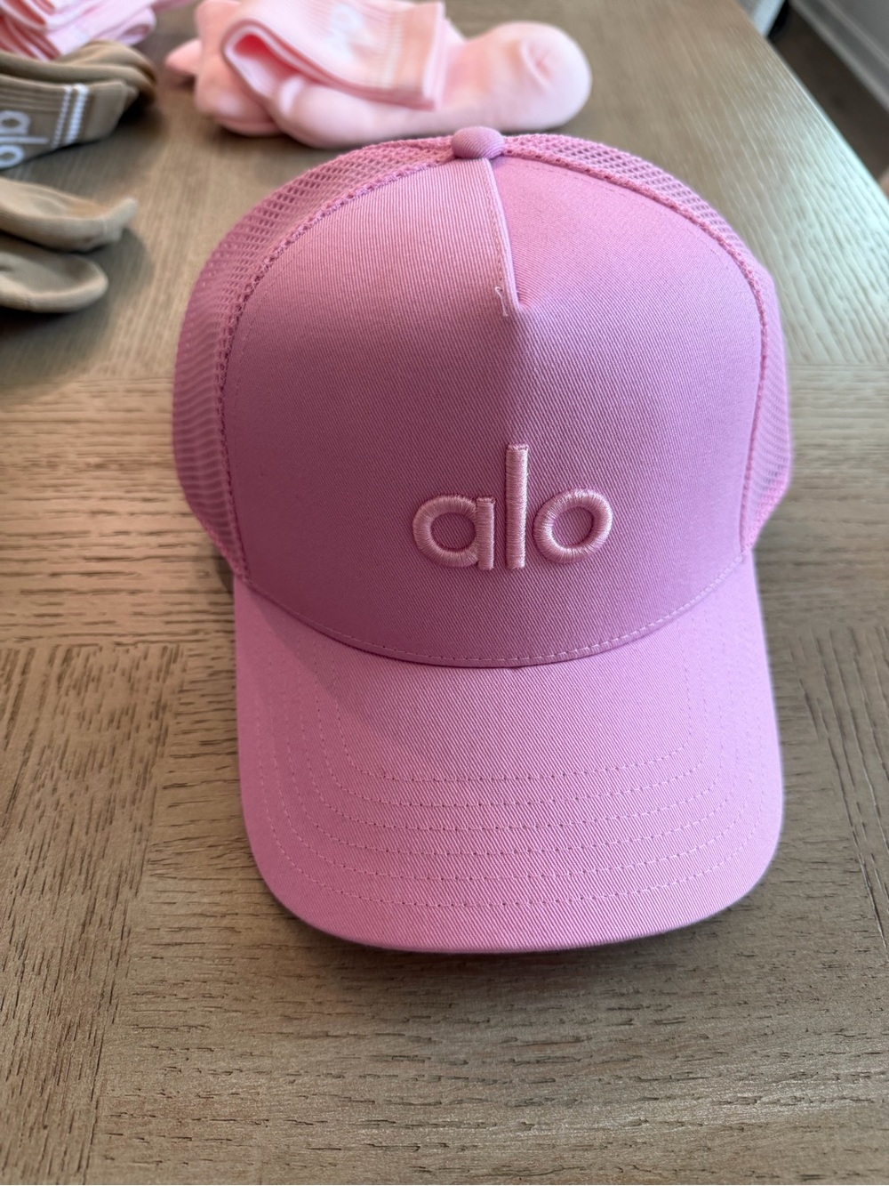 Alo candy pink heart